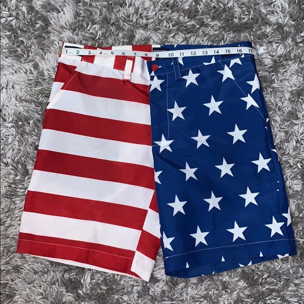 Freedom 76 men’s medium patriotic shorts.